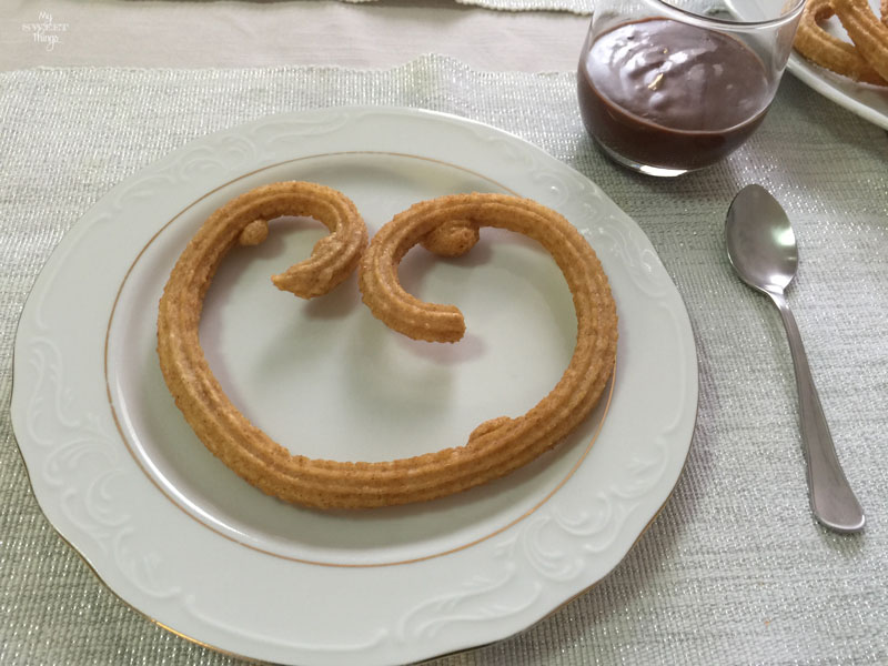 How to make healthy churros with chocolate with no added refined sugar | Heart shape