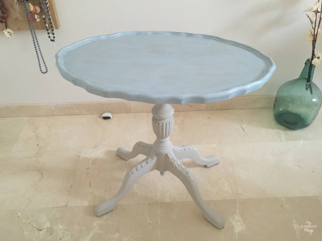 Old side table being transformed into a two toned one with some paint  |  My Sweet Things
