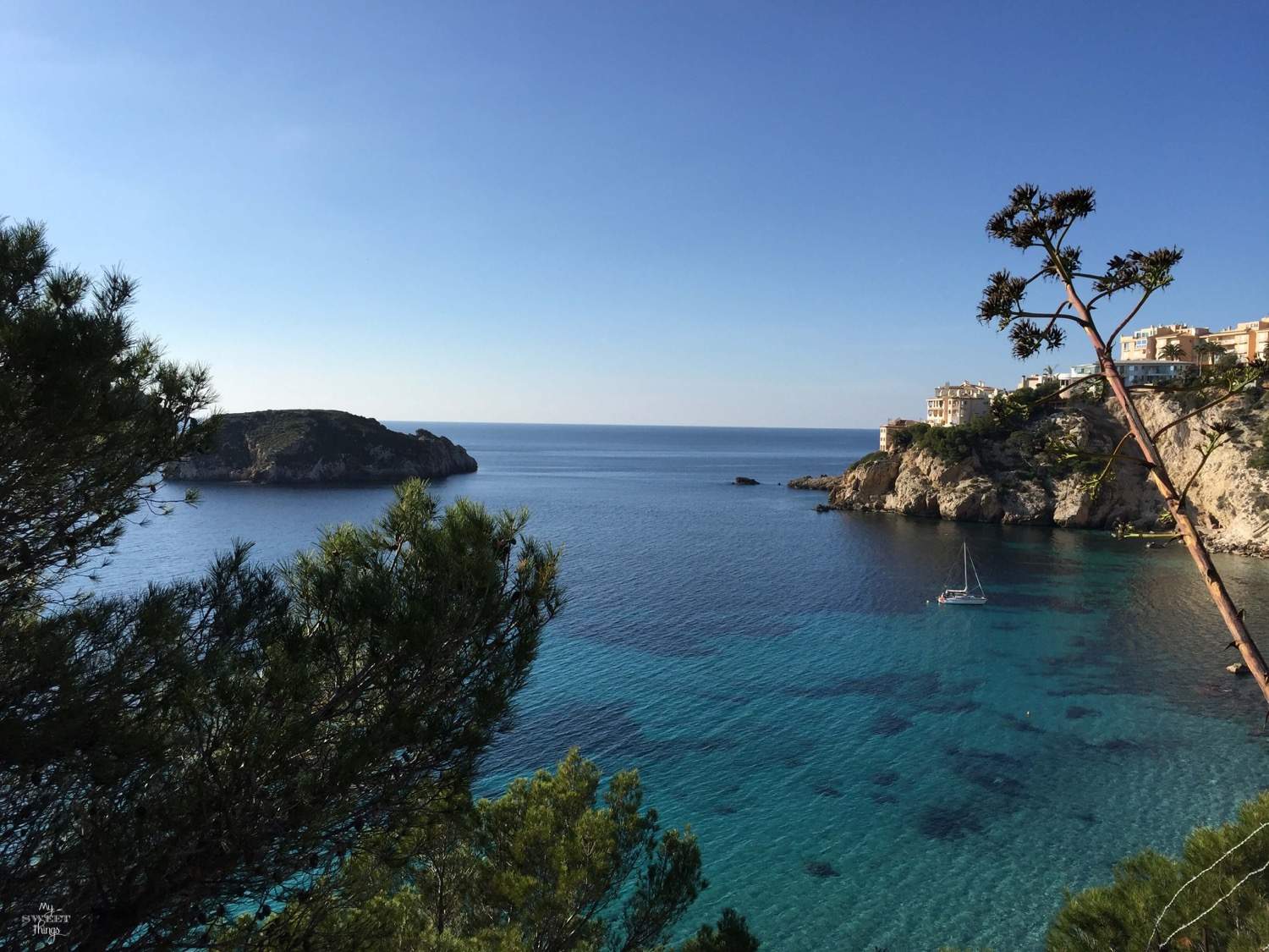What to do in summer in Mallorca - Blue water beach