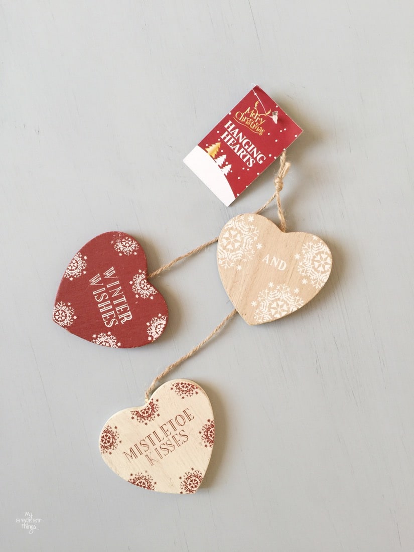 How to update wooden hearts with paper · The before: Winter & Christmas hearts · Via www.sweethings.net