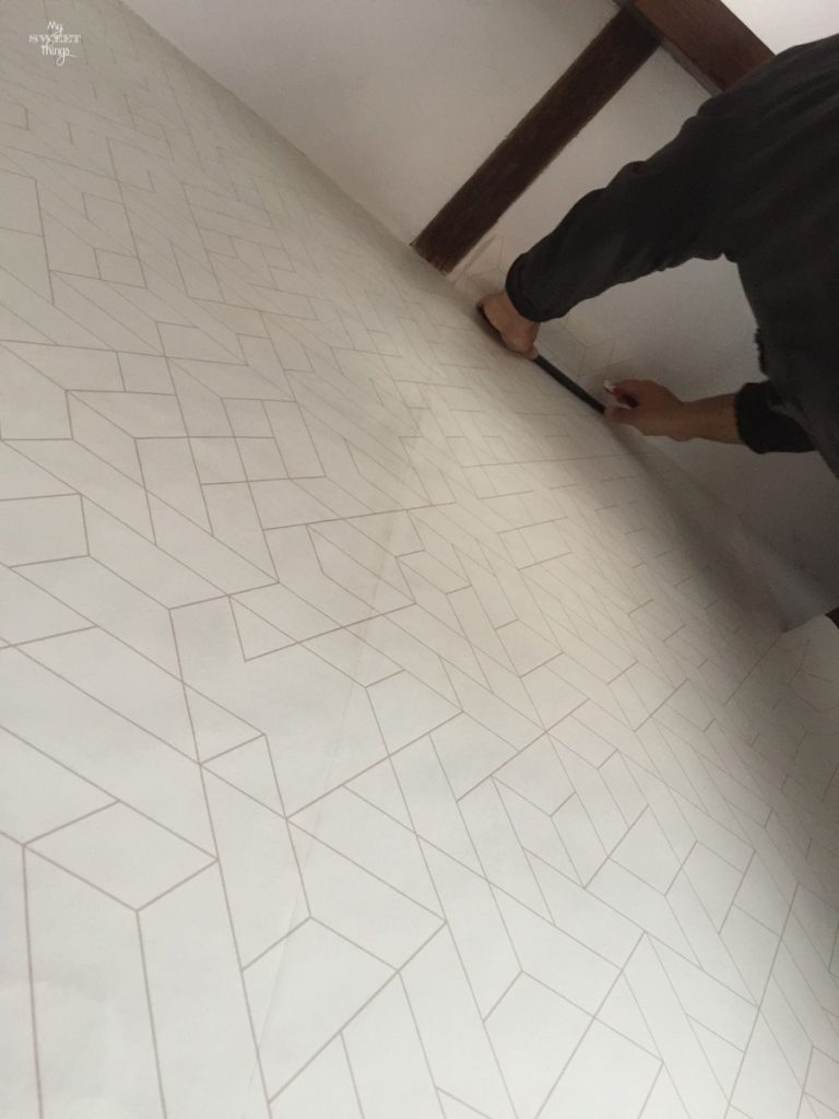 How to Wallpaper Walls Easily Like a Pro • My Sweet Things