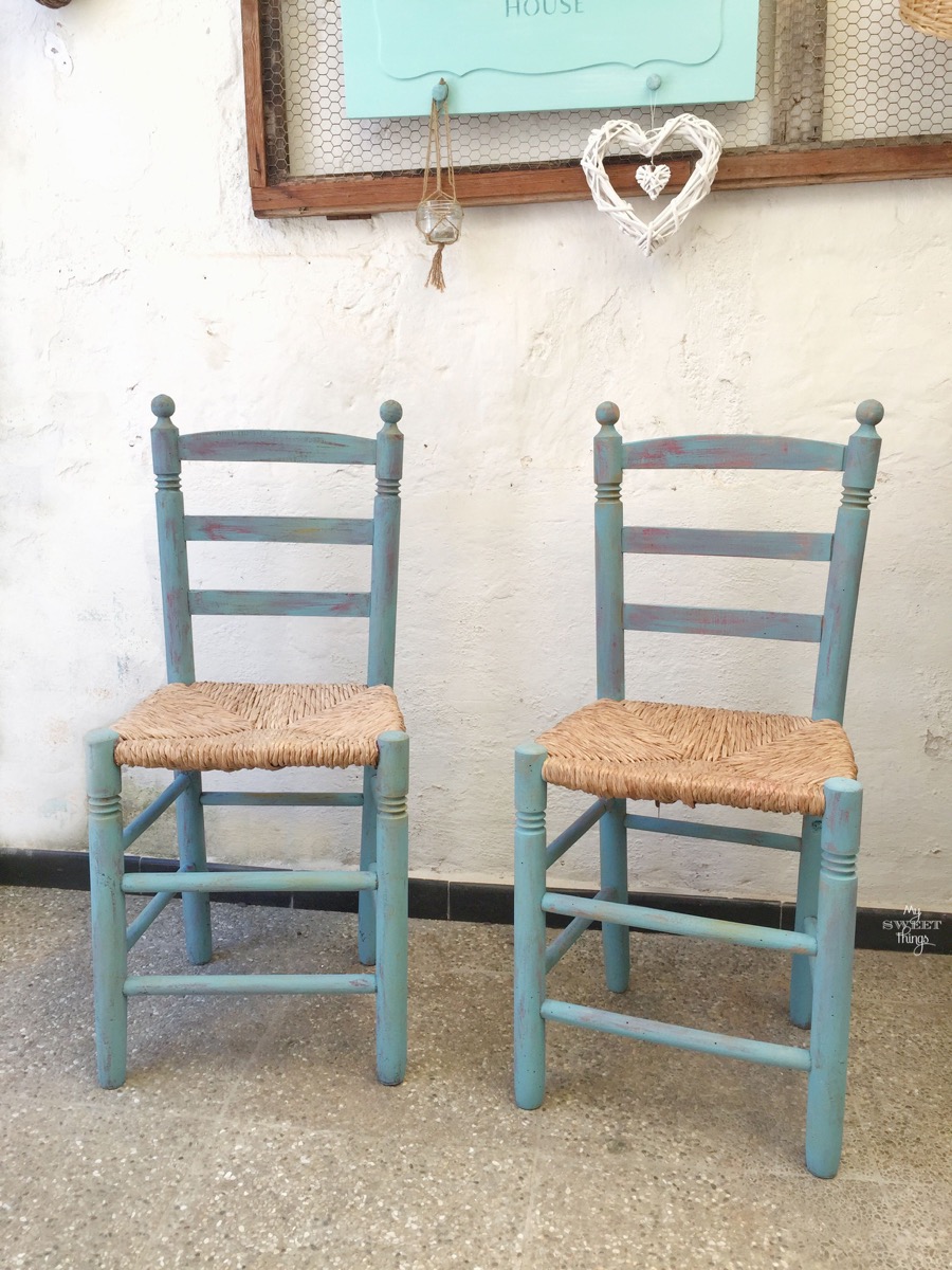 Two different ways to get that boho look with paint · Pair of boho style chairs · Via www.sweethings.net